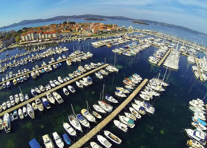 Zen Semesterbostad *