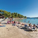 Vakantiehuis Zen Tinj